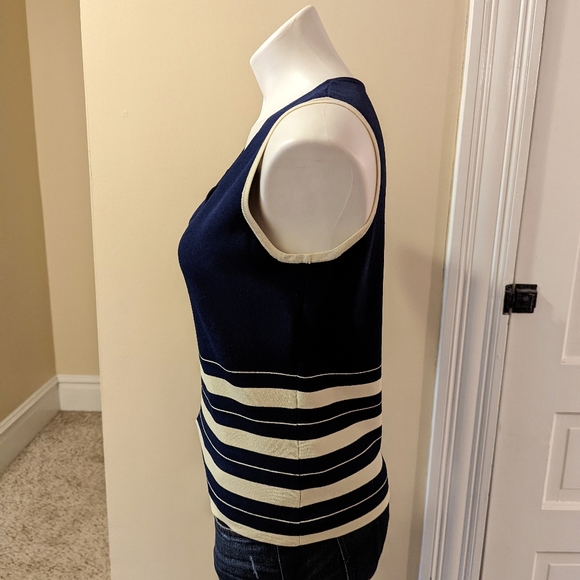 Bob Mackie navy blue and cream striped knit tank top size medium - Picture 2 of 7